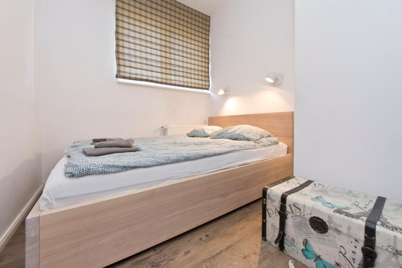 Kawalerka Refektarska Lägenhet Gdańsk Exteriör bild